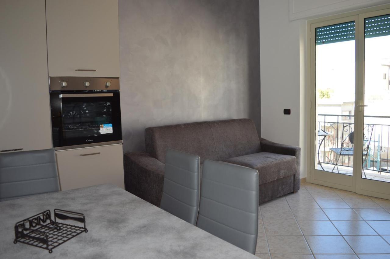 Emerella Luxury Suites Siderno Beach Exterior foto