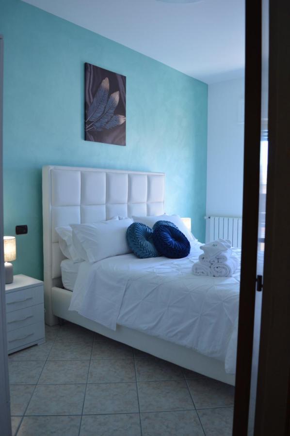 Emerella Luxury Suites Siderno Beach Exterior foto